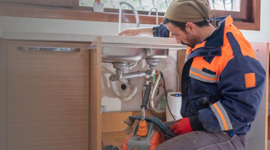 Professional same day plumber in Saint Louis, MI